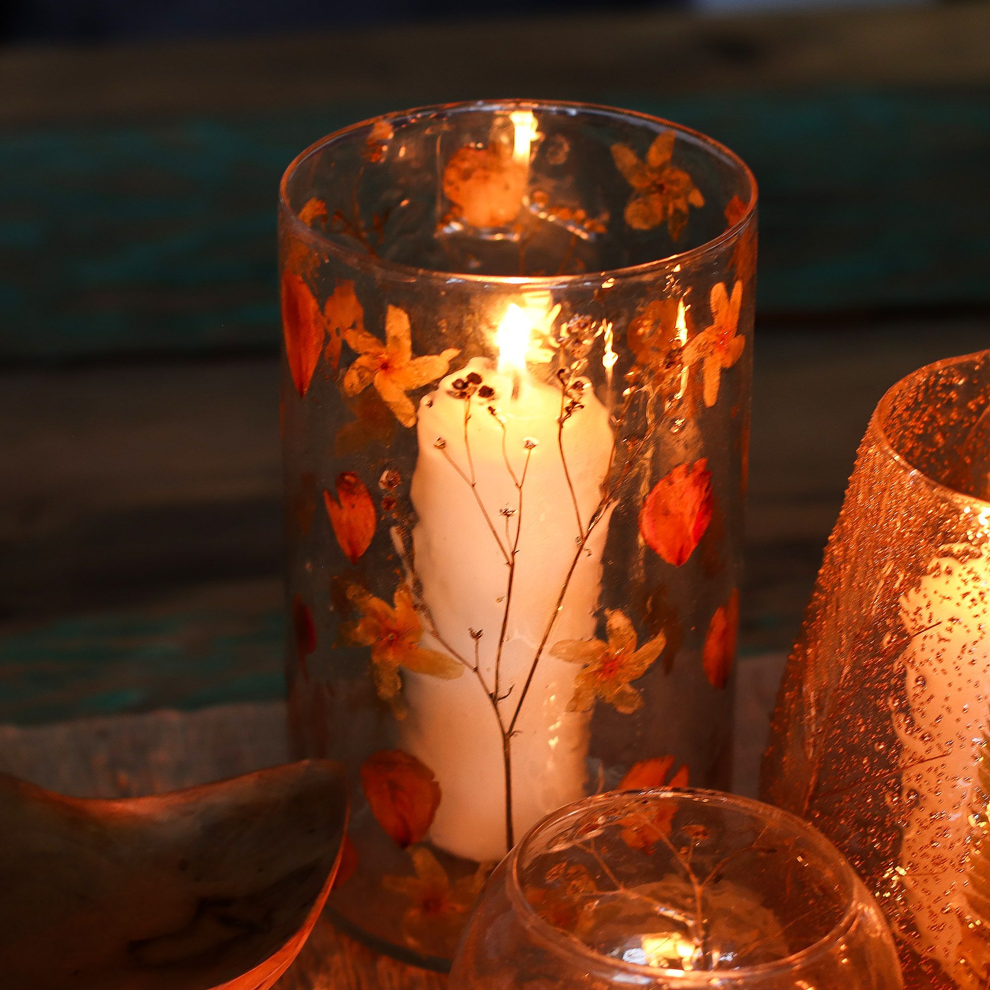 Natural Floral Glass - Tall Vase Candle Holder - Rose - (19x11cm) - Image 10