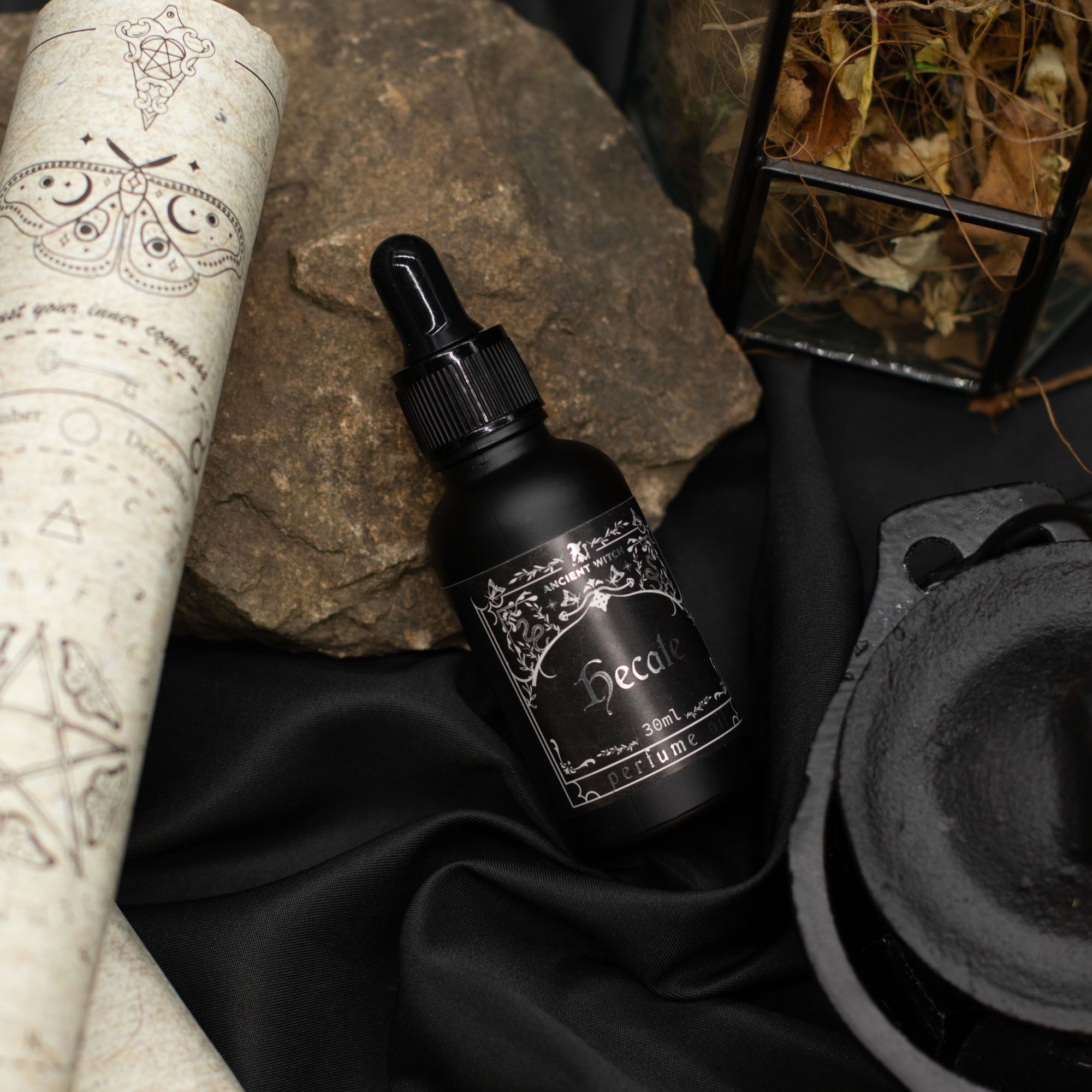 Ancient Witch Perfume Oil - Hecate - Image 4