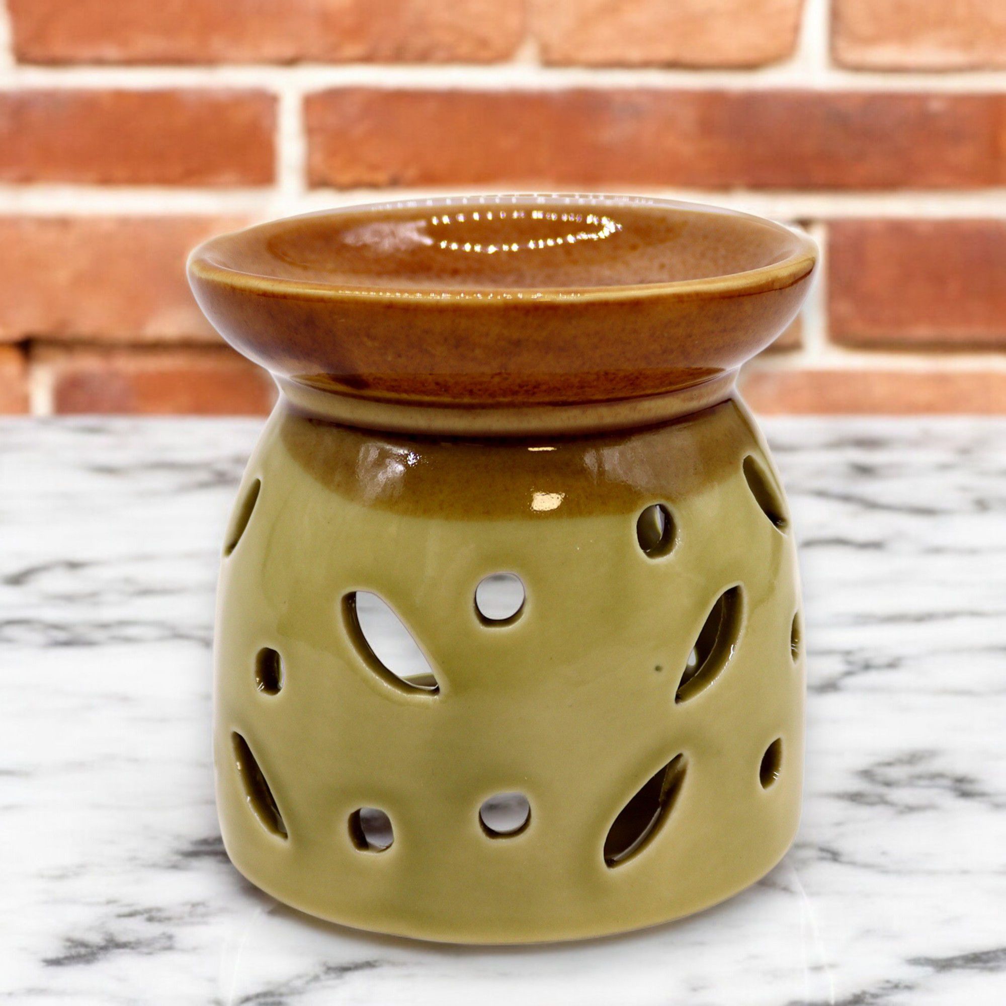 Classic Oil Burner - Assorted Colours - Image 8
