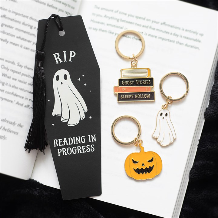 The Haunted Library Book Stack Keyring - Image 5