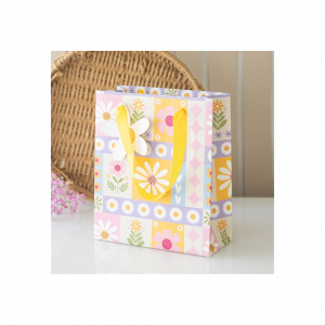 23cm Floral Patchwork Print Gift Bag